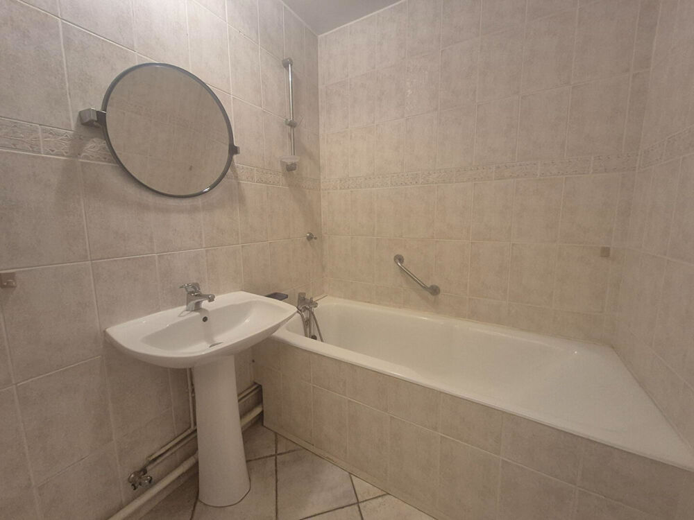 Vente Appartement Appartement T3 parking et cave proche bourg Marcq en baroeul