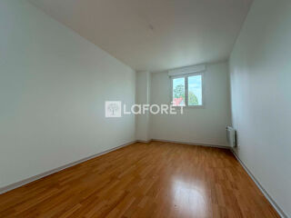  Appartement à louer 5 pièces 101 m²