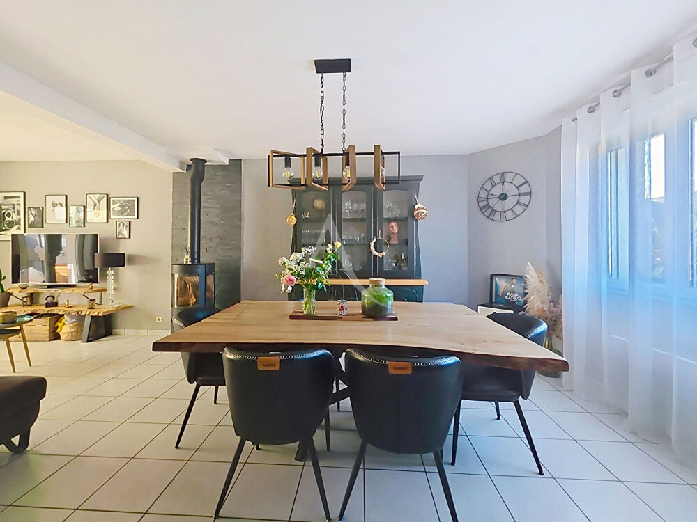 Vente Maison Maison familiale sur la commune du Louroux Beconnais 6 pièces 98 m2 au sol Val d erdre auxence