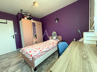  Appartement  vendre 4 pices 76 m