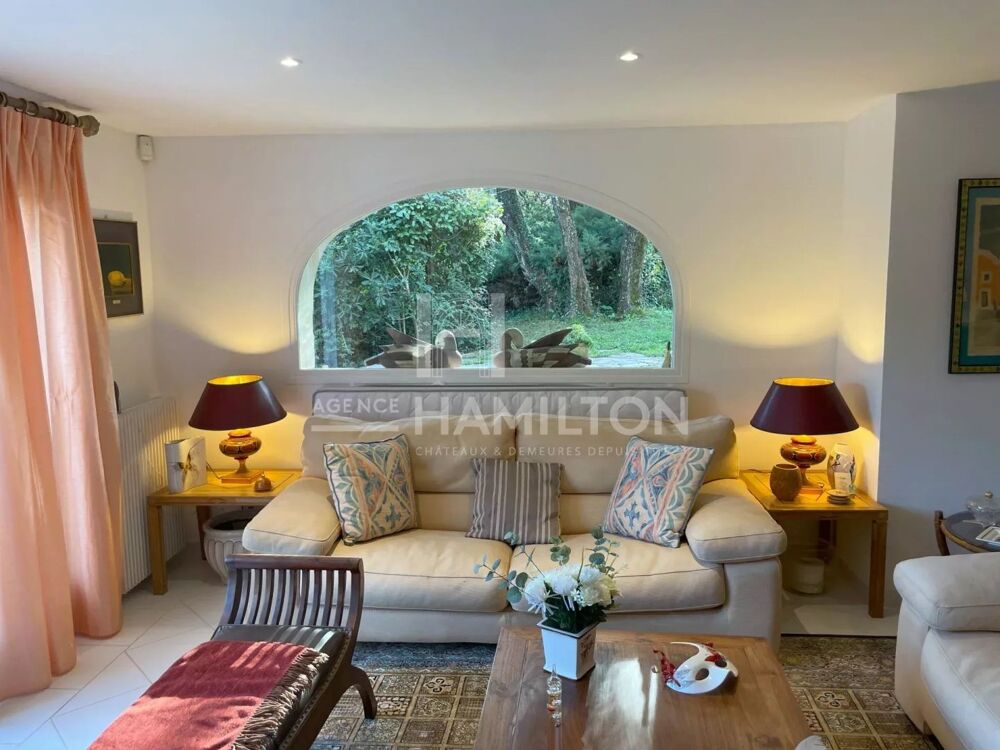 Vente Maison Maison de charme avec piscine à proximité de Valbonne Opio