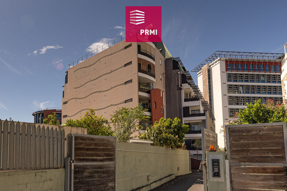 Appartement Studio à Saint Denis centre proche CGSS
