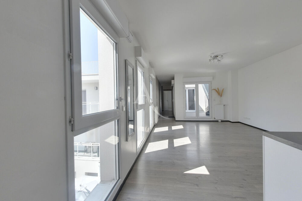 Appartement Romainville 4 pièce(s) 92 m2 avec terrasse