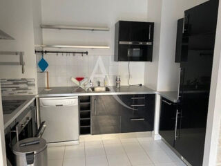  Appartement à louer 2 pièces 41 m²