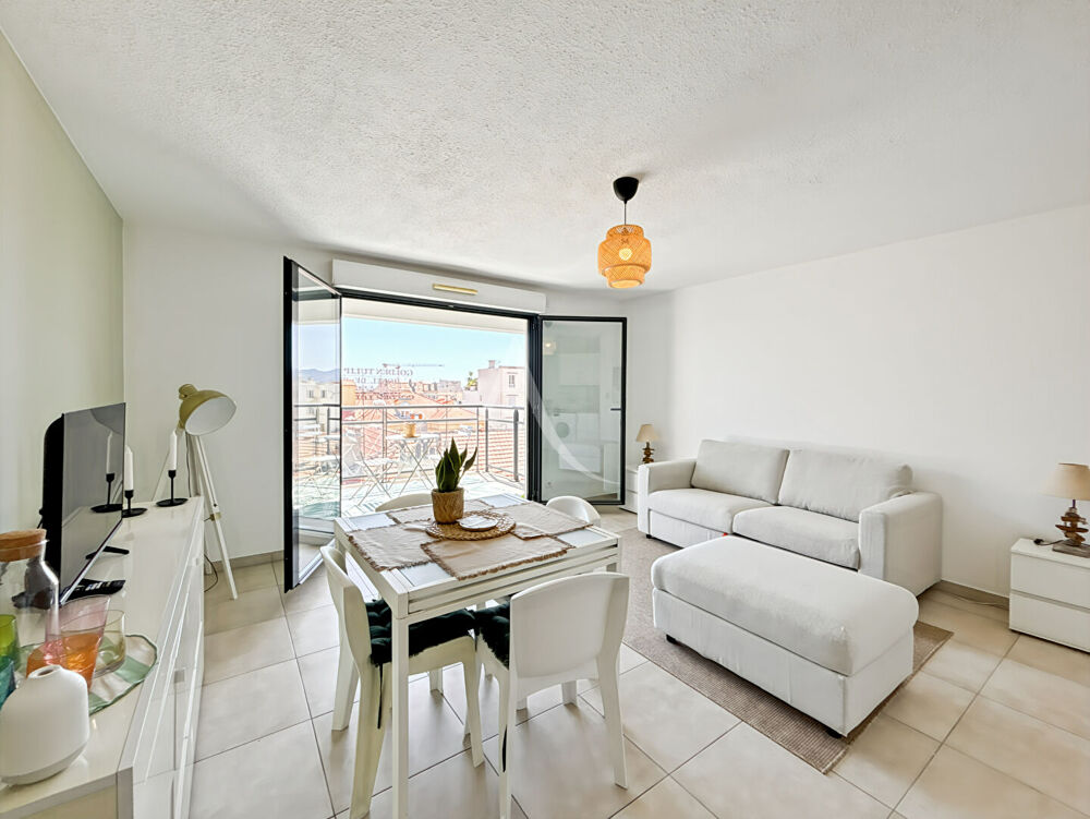 Location Appartement Appartement à Cannes 1 pièce meublée de 34.7 m2 Cannes