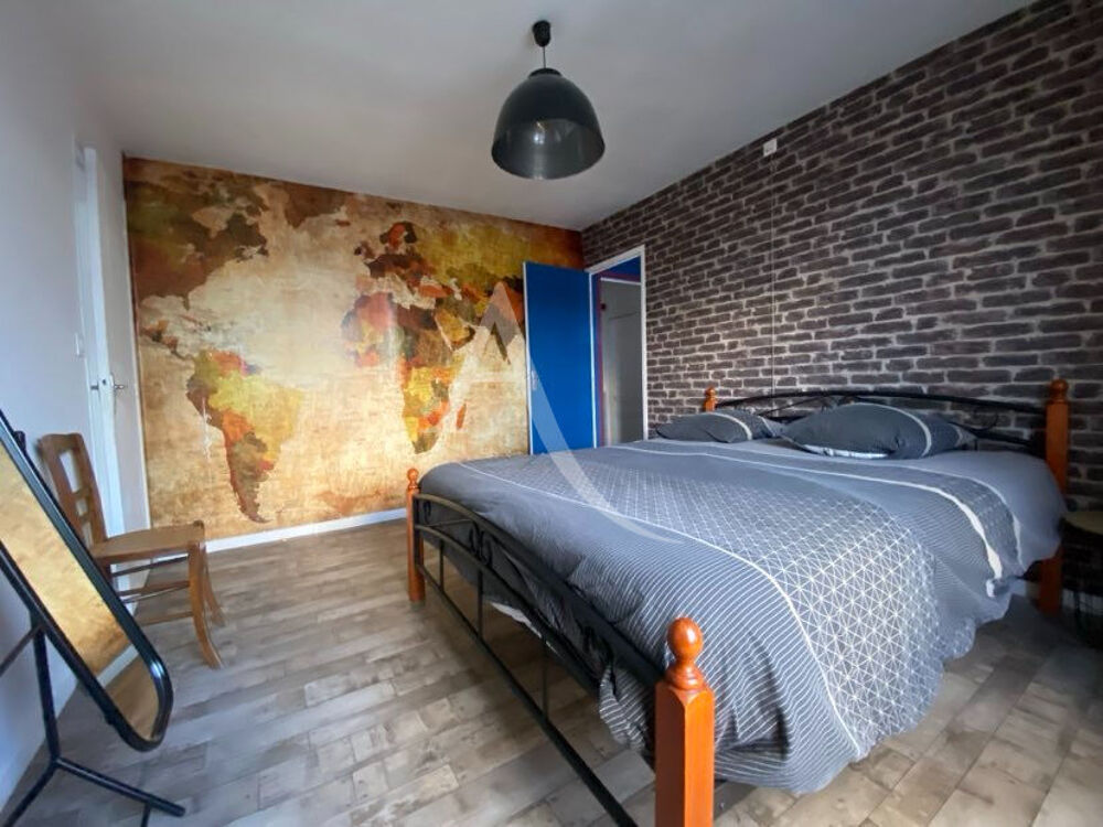 Appartement Rue 5 pièces 86 m2