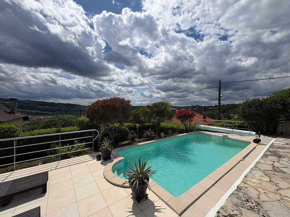 Maison d'exception centre-ville, piscine, vue