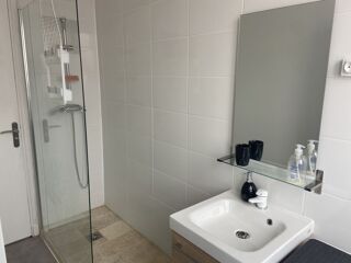  Appartement  louer 1 pice 92 m