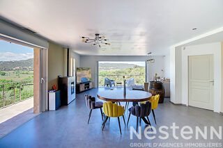  Maison � vendre 7 pi�ces 236 m�