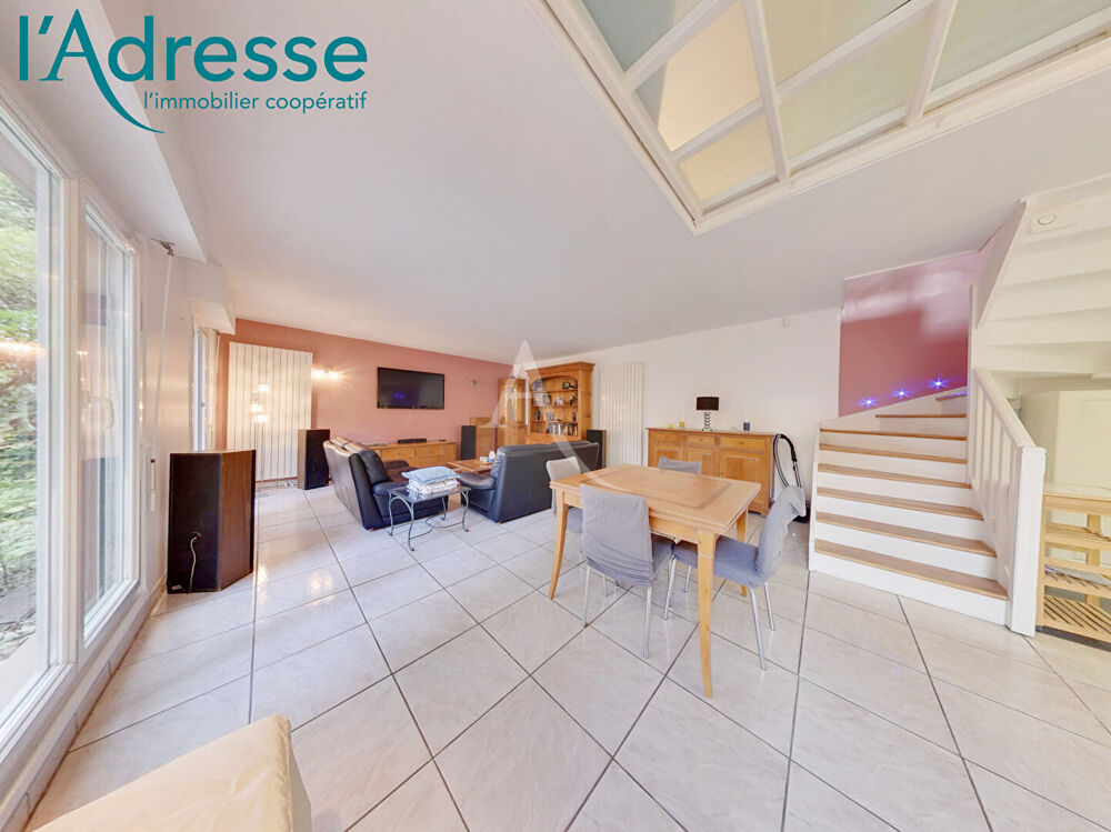 Appartement Duplex - Champs Sur Marne 5 pièce(s) 105 m2
