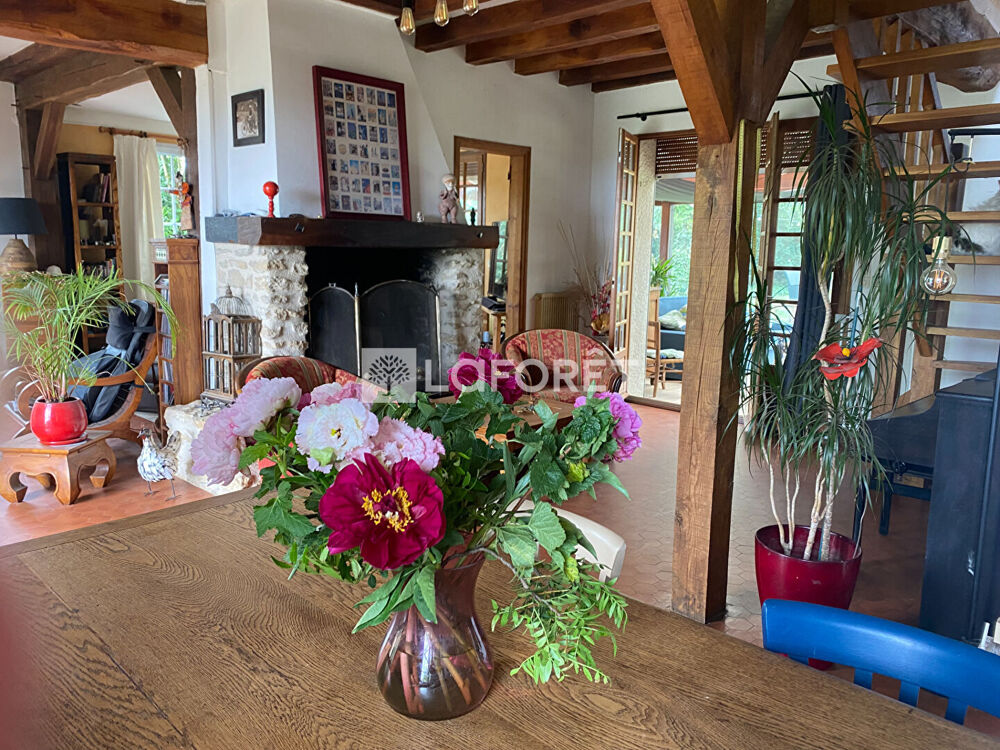 Vente Maison Jolie maison Rolleboise 8 pièces de 165 m² Rolleboise