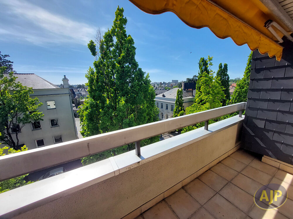 Location Appartement Résidence sénior - Rue Paul Bellamy - Appartement T2 avec cave Nantes