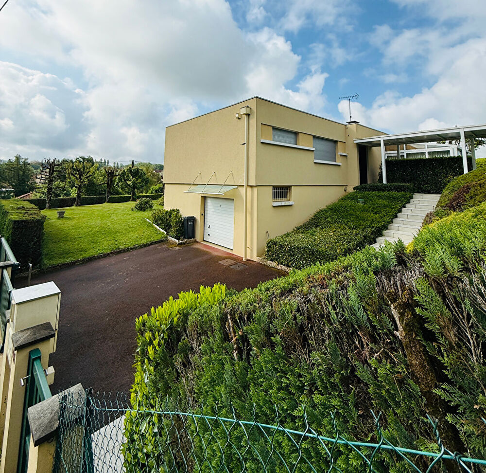 Maison d'architecte /magnifique terrain /vue dégagée/15 Minutes CHU