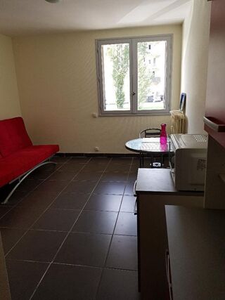  Appartement à louer 1 pièce 19 m²