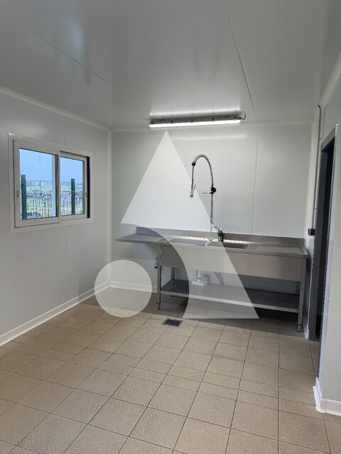 Local commercial HOUEVILLE 96,8 m² 550 88300 Houeville
