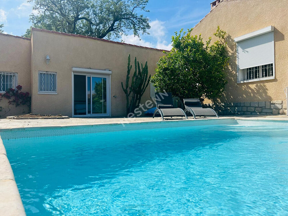 Vente Maison Propriété à vendre à La Ciotat compsée d'une maison de 5 pièces avec piscine et deux dépendances T2 La ciotat