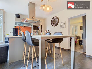  Appartement à louer 5 pièces 97 m²