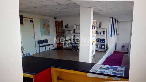  Ensemble Murs de Station service , Garage automobile et appartement 