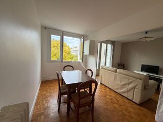  Appartement à louer 65 m²