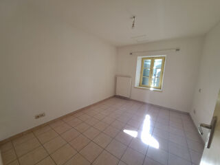  Appartement à louer 2 pièces 62 m²