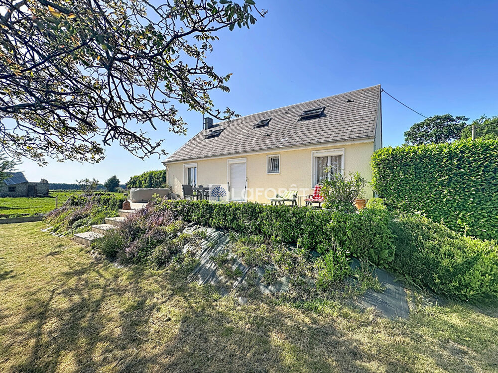 Maison familiale avec vie de plain-pied possible, accès facilité PMR et grand jardin