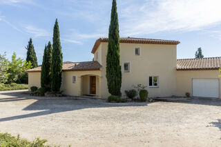  Maison � vendre 6 pi�ces 220 m�