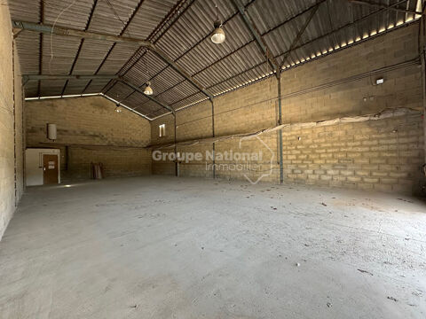   Local d'activité St Come Et Maruejols 200m2 + auvent + 60m2 de bureaux 