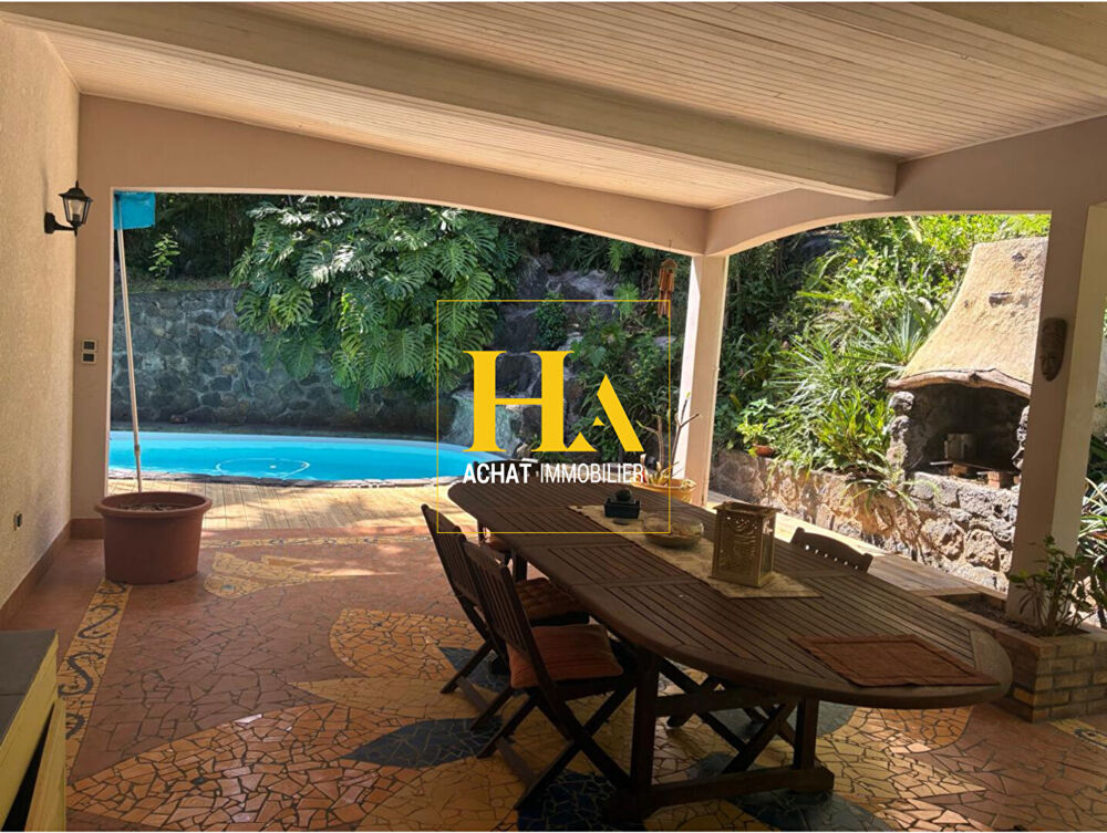 � vendre  Maison Saint-Pierre (97410)