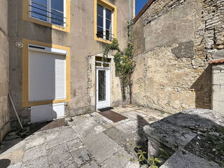  Appartement à louer 2 pièces 32 m²