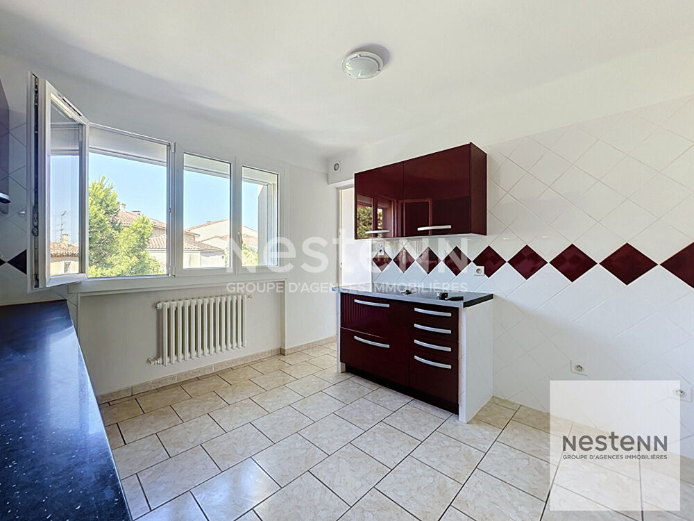 ISTRES : Appartement T4 à louer en dernier étage avec garage et parking