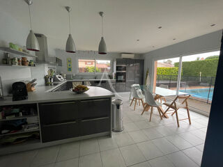  Maison � louer 5 pi�ces 165 m�