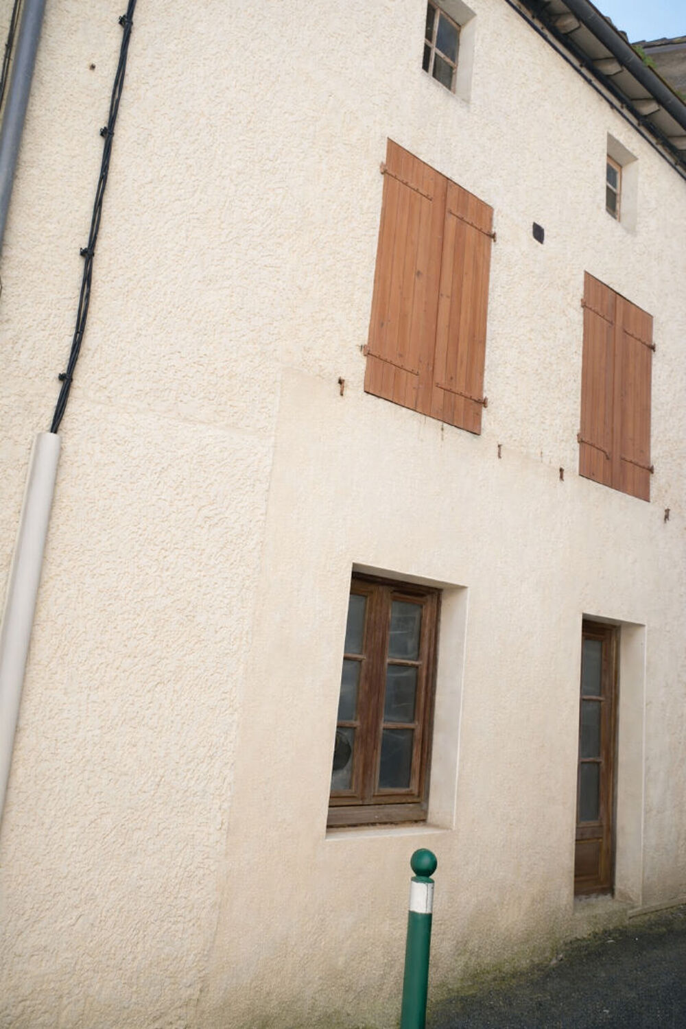 Vente Maison ENSEMBLE IMMOBILIER ? 3 MAISONS + DÉPENDANCES + TERRAIN ? LEZAY (79120) Lezay