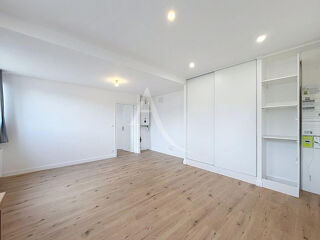  Appartement à louer 2 pièces 40 m²