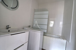  Appartement à louer 2 pièces 38 m²