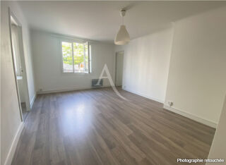  Appartement à louer 4 pièces 64 m²