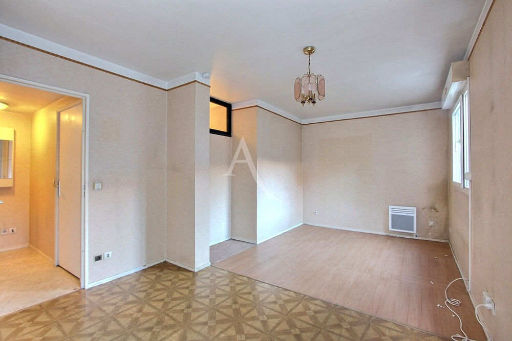 Appartement Gennevilliers - 1 pièces + jardin - 32.01 m2