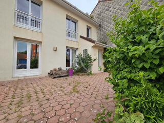  Maison à vendre 7 pièces 179 m²