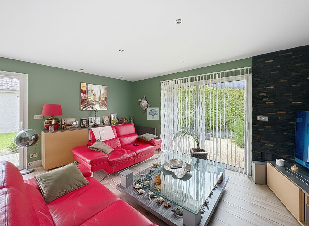 Maison contemporain avec sous-sol complet sur terrain de 600 m²