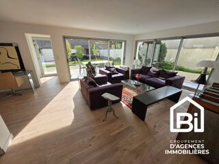  Maison  vendre 8 pices 175 m