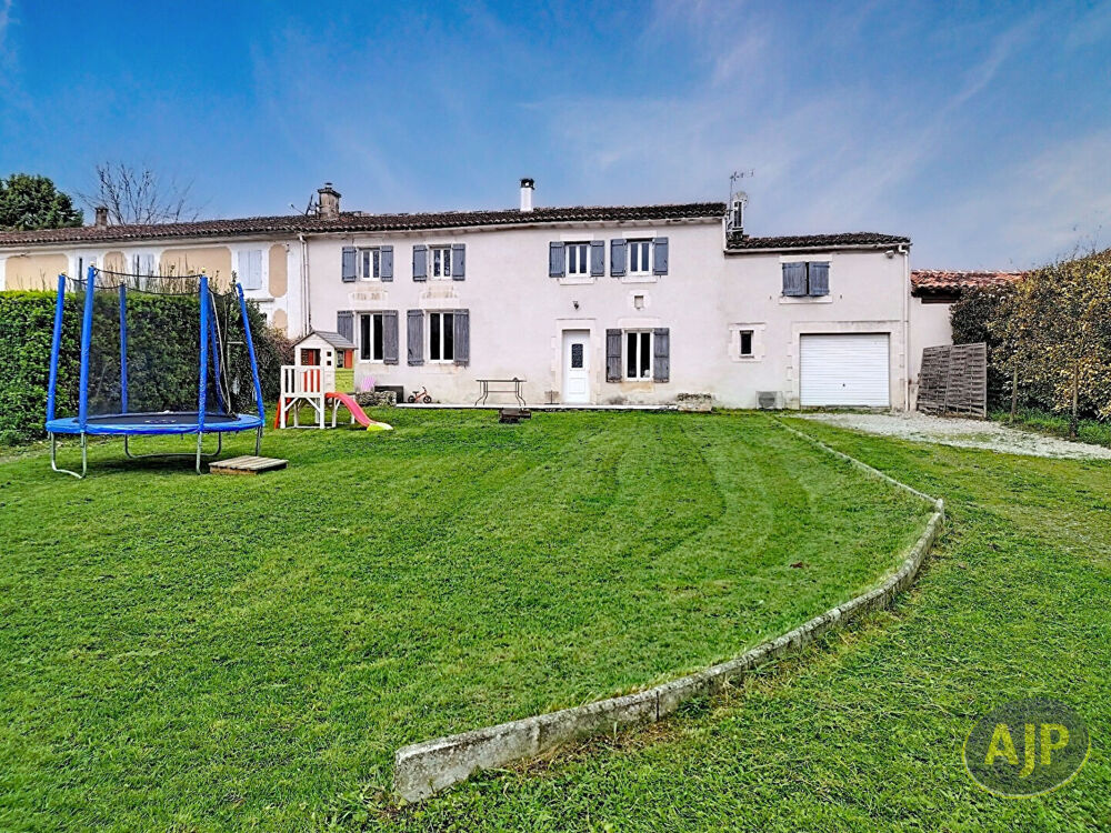 Maison Echebrune 5 pièce(s) 116 m2