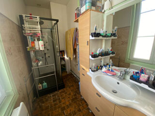  Maison à vendre 12 pièces 329 m²