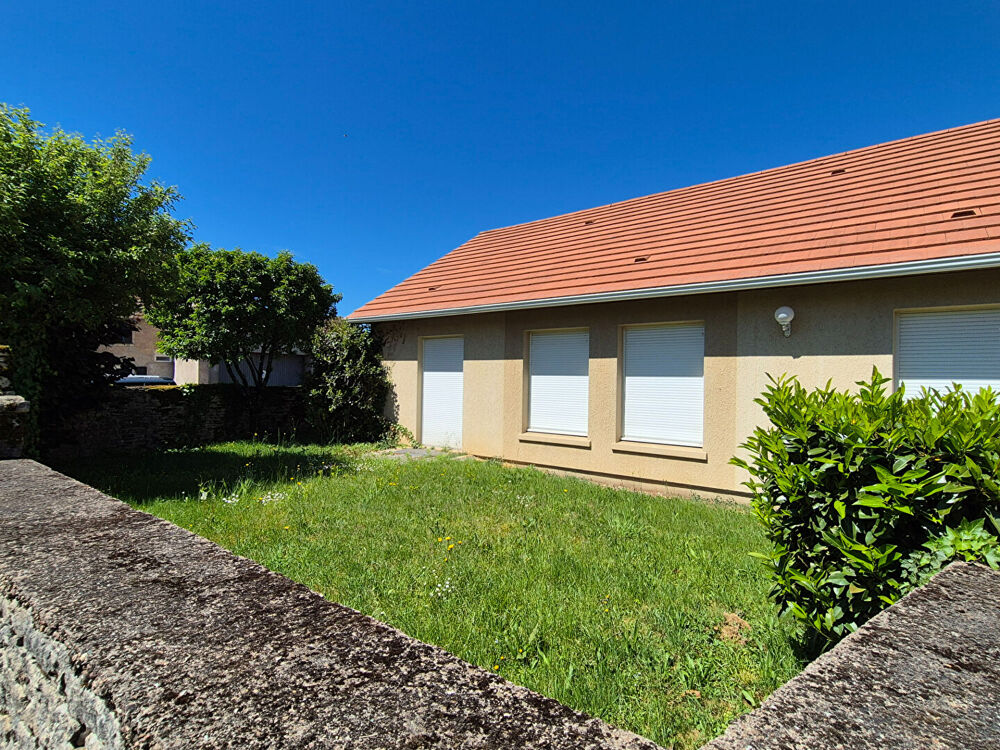 Maison plain pied de 280 m2 sur 613 m2 de terrain clos avec piscine couverte