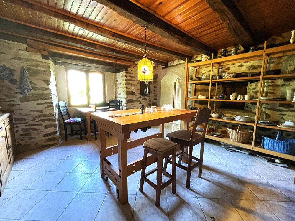 Vente Maison Maison de campagne Vezels Roussy Cantal Vezels roussy