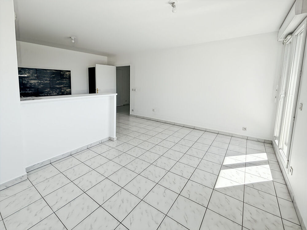 À LOUER - APPARTEMENT - CORBEIL ESSONNES