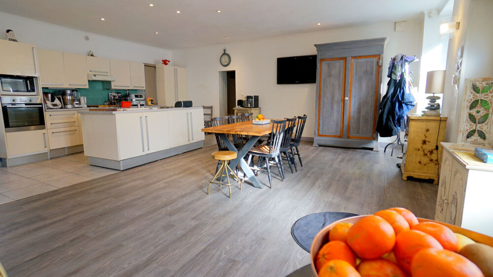 Vente Maison Maison de village à Guernes 8 pièces 195 m2 Guernes