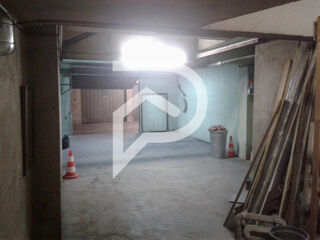  Parking / Garage à vendre 49 m²