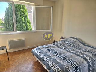 Immeuble à vendre 11 pièces 192 m²