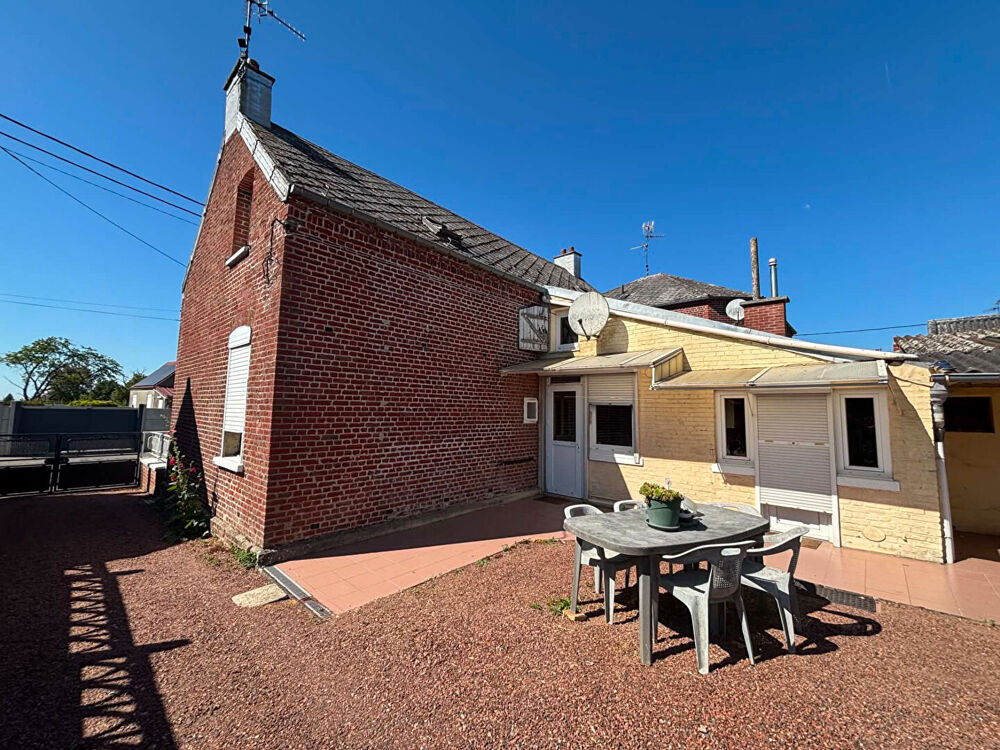 Vente Maison Maison de village individuelle avec grand Hangar et jardin Clary