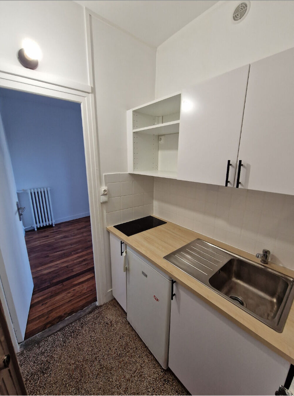Location Appartement STUDIO - MEUBLE - CENTRE VILLE MONTREUIL Montreuil