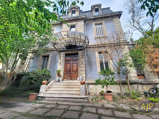  Maison à vendre 8 pièces 326 m²
